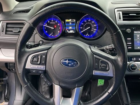Used 2017 Subaru Outback 2.5i Premium image 15