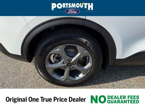 Used 2025 Ford Escape ST-Line w/ Tech Pack #1 image 30