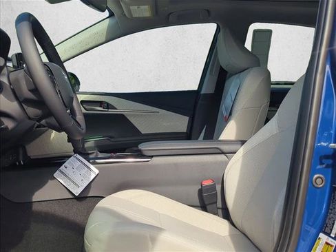 New 2025 Toyota Camry XLE w/ Premium Plus Package FWD image 12