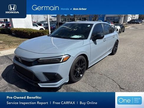Used 2023 Honda Civic Sport image 1