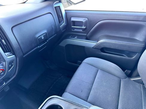 Used 2018 Chevrolet Silverado 1500 LT w/ All Star Edition image 27