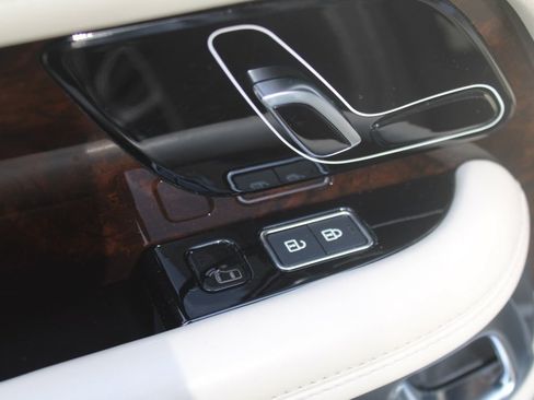 Used 2021 Land Rover Range Rover Westminster Edition image 34