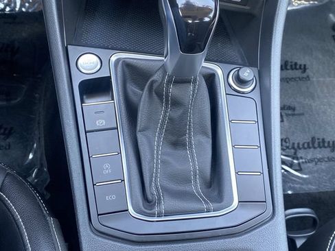 Used 2023 Volkswagen Jetta SE FWD image 19