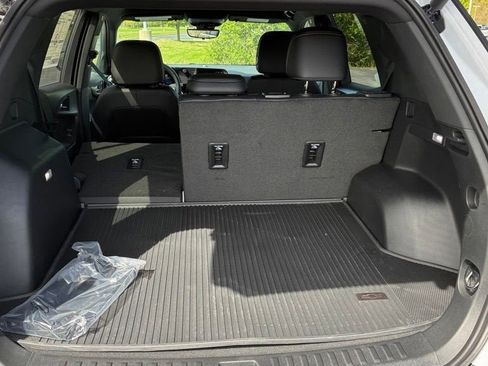 New 2026 Chevrolet Equinox LT w/ Convenience Package II AWD/4WD image 34
