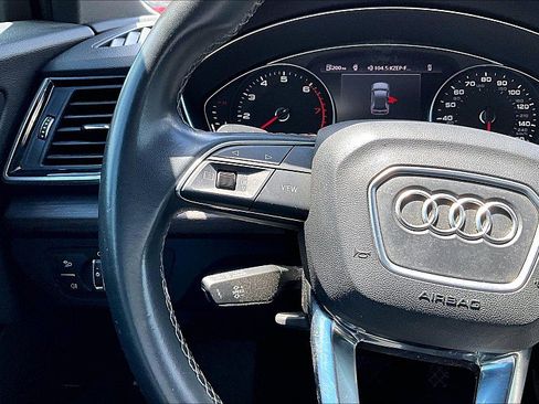 Used 2022 Audi Q5 2.0T Premium w/ Convenience Package AWD/4WD image 15