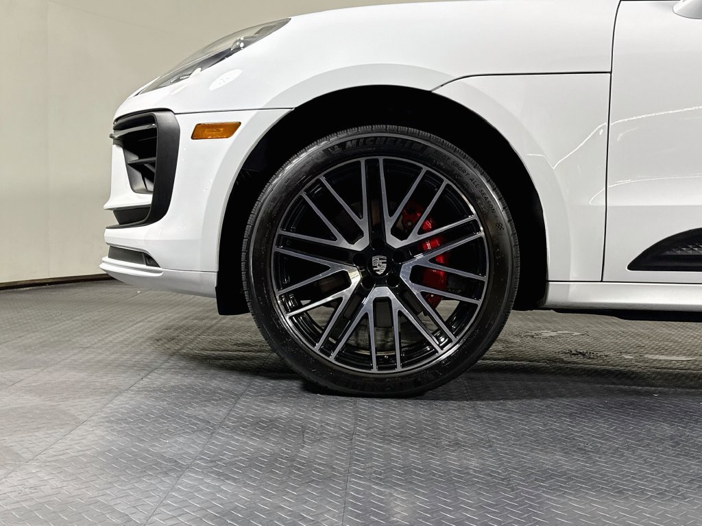 Certified 2026 Porsche Macan S AWD/4WD image 28
