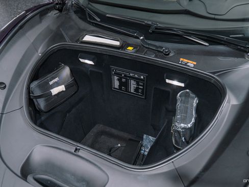 Used 2022 Ferrari F8 Tributo RWD image 42