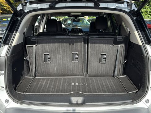 Certified 2022 Nissan Pathfinder Platinum w/ Cargo Package image 26