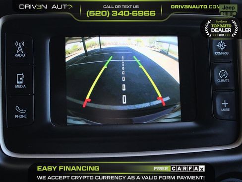 Used 2017 Jeep Grand Cherokee Laredo image 17