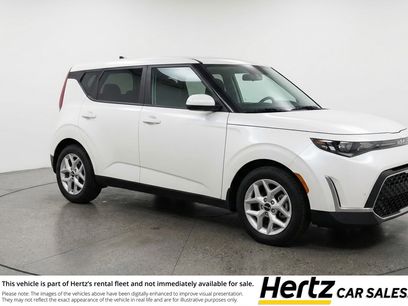 Used 2025 Kia Soul LX w/ LX Technology Package
