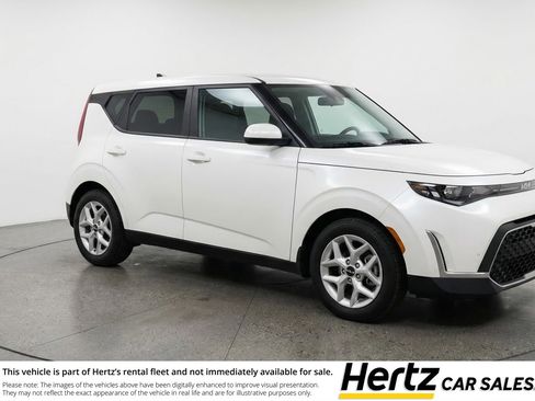 Used 2025 Kia Soul LX w/ LX Technology Package image 1