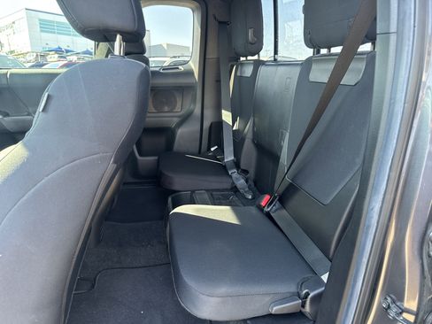 Used 2023 Toyota Tacoma TRD Sport image 26