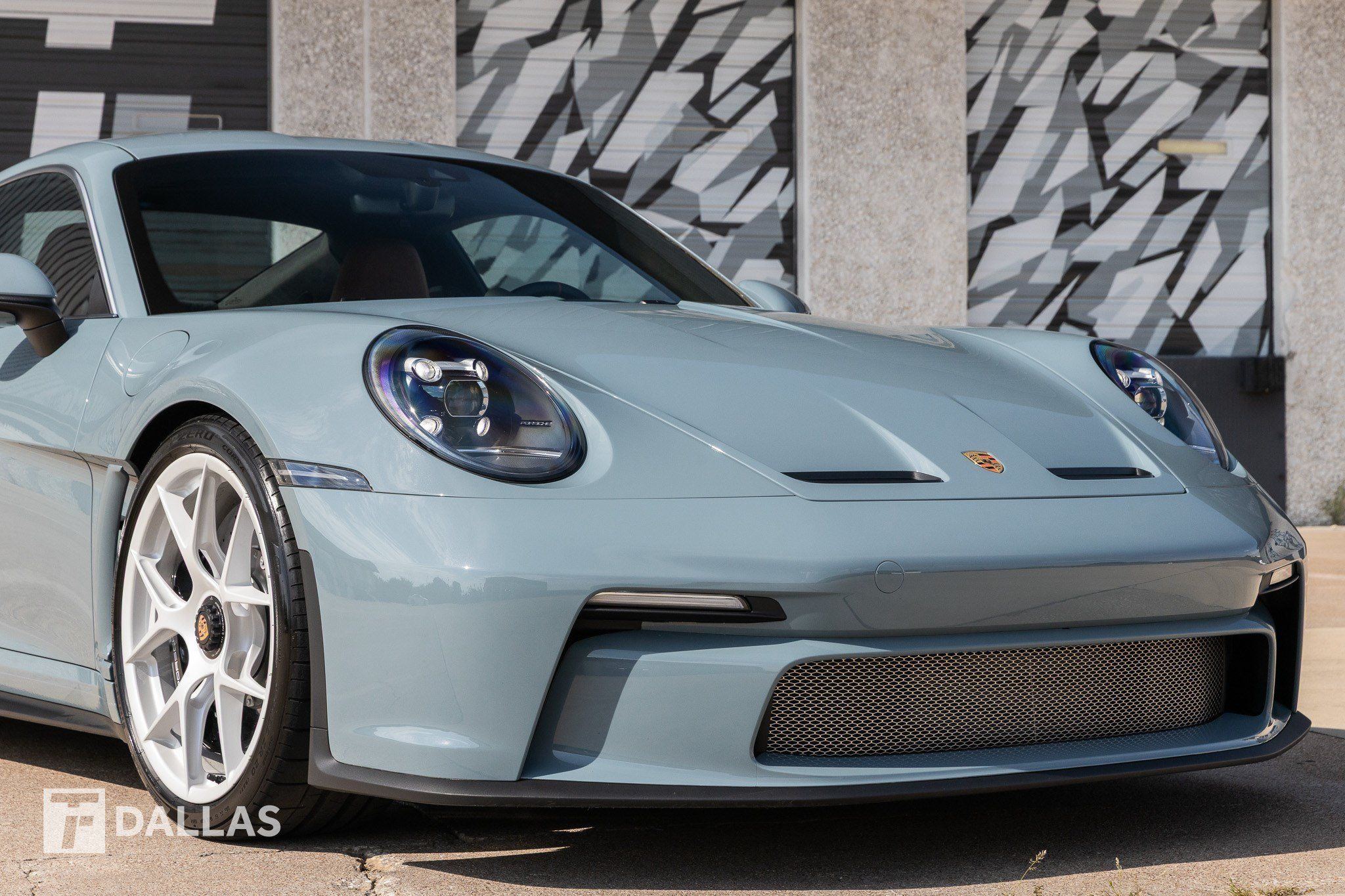 Used 2024 Porsche 911 S/T RWD image 3