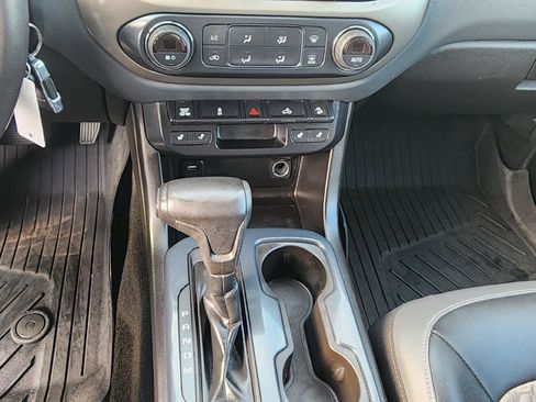 Used 2016 Chevrolet Colorado Z71 image 14