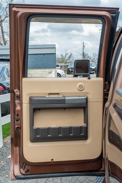 Used 2012 Ford F250 Lariat RWD image 32