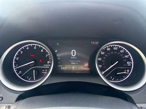 Used 2023 Toyota Camry LE AWD/4WD image 14