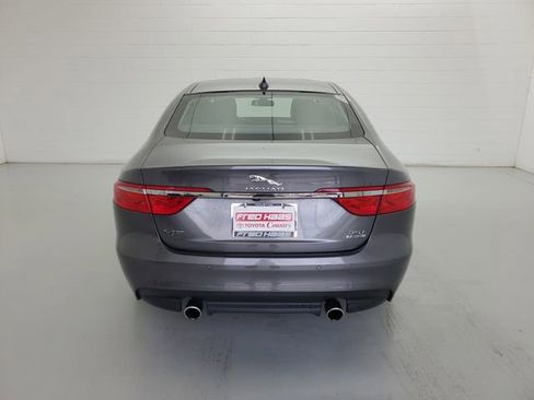 Used 2017 Jaguar XF Prestige AWD/4WD image 6