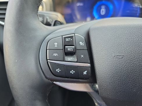 Used 2020 Ford Explorer Platinum w/ Premium Technology Package AWD/4WD image 20