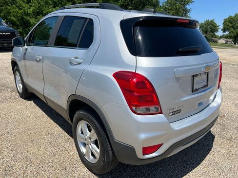 Used 2017 Chevrolet Trax LT AWD/4WD image 3