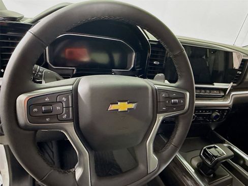 New 2026 Chevrolet Silverado 1500 LTZ w/ LTZ Premium Package image 6