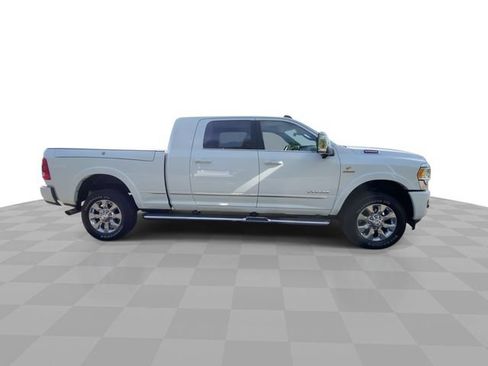 Used 2024 RAM 2500 Limited AWD/4WD image 3