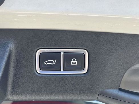 Used 2021 Kia Sorento SX image 23