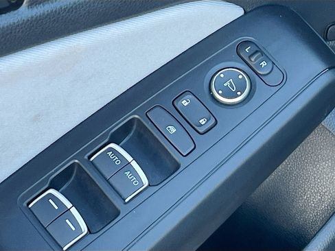 Used 2025 Honda Civic FWD Hybrid Sedan image 17