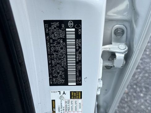 Used 2023 Toyota Prius XLE AWD/4WD image 25