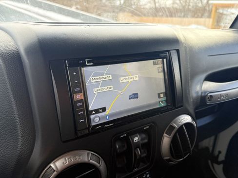 Used 2017 Jeep Wrangler Unlimited Sport w/ Quick Order Package 24S image 22