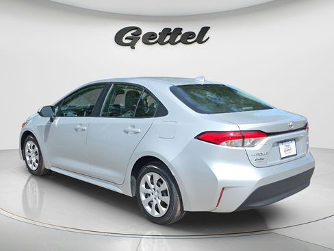 Used 2024 Toyota Corolla LE image 6