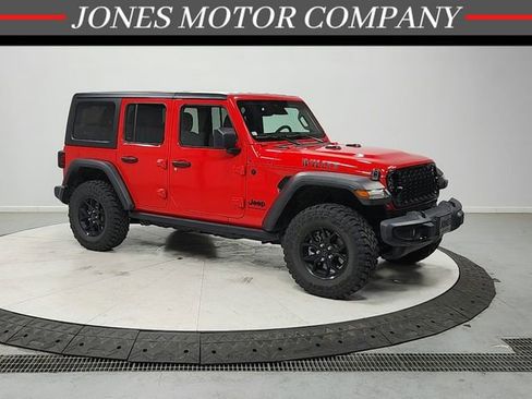 Used 2025 Jeep Wrangler Willys image 1