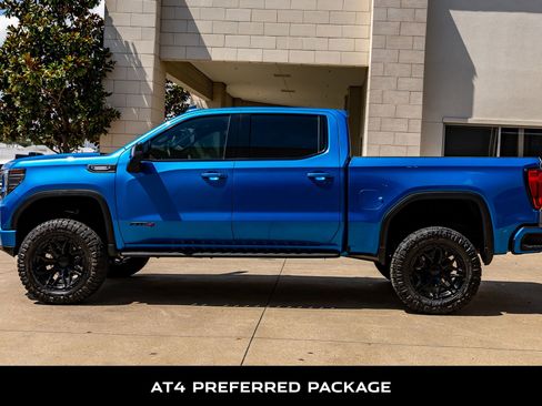 Used 2022 GMC Sierra 1500 AT4 w/ AT4 Preferred Package AWD/4WD image 5