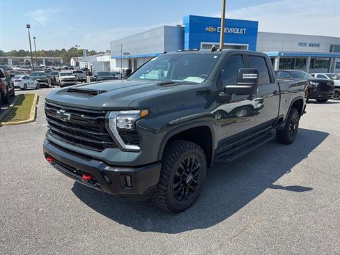 New 2026 Chevrolet Silverado 2500 LT w/ Trail Boss Package AWD/4WD image 3