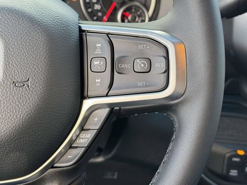 New 2026 RAM 2500 Big Horn AWD/4WD image 22