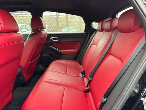 Used 2023 Acura Integra A-Spec image 11