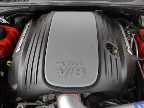 Used 2010 Dodge Challenger R/T RWD image 15