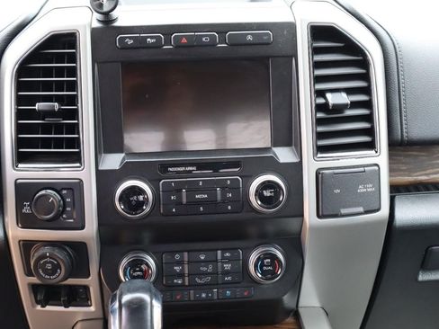 Used 2020 Ford F150 Lariat w/ Equipment Group 502A Luxury image 14