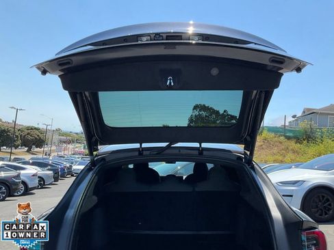 Used 2024 Tesla Model X AWD/4WD image 9