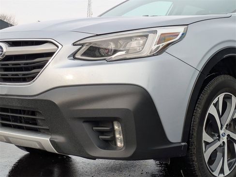 Used 2021 Subaru Outback Limited XT image 9
