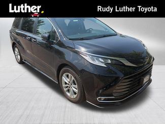 Certified 2022 Toyota Sienna Limited AWD/4WD video 1