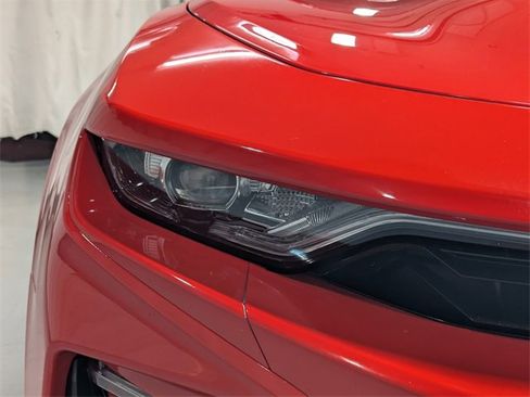 Used 2020 Chevrolet Camaro SS image 29