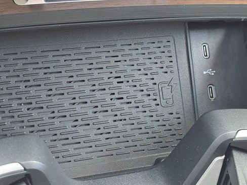 New 2026 Mercedes-Benz GLS 450 GLS 450 image 32