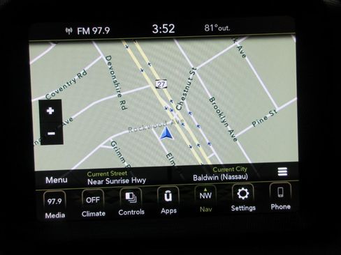 Used 2023 Jeep Wrangler Unlimited Sahara AWD/4WD image 24