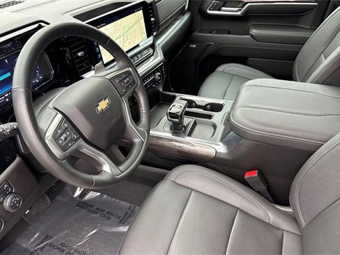 Used 2024 Chevrolet Silverado 1500 LTZ image 10
