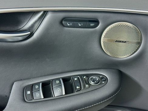 Certified 2025 INFINITI QX50 Luxe image 22