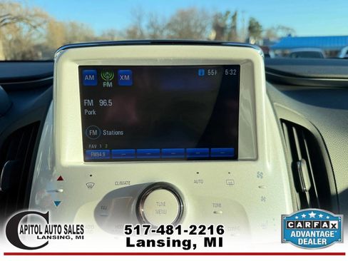 Used 2011 Chevrolet Volt Premium w/ Premium Trim Package image 22