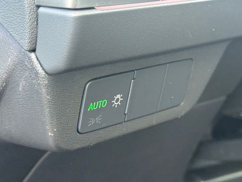 Used 2023 Audi Q4 e-tron Premium Plus image 69