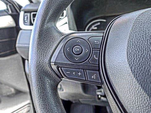 Used 2024 Toyota RAV4 LE AWD/4WD image 13