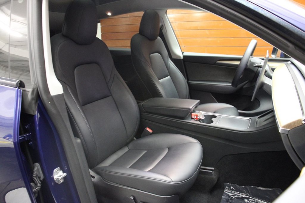 Used 2023 Tesla Model Y Long Range AWD/4WD image 9