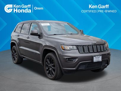 Used 2020 Jeep Grand Cherokee Altitude